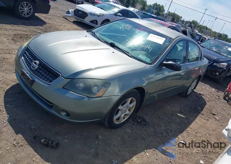 2005 Nissan Altima 2.5 S from USA, damaged, VIN 1N4AL11D65C333138